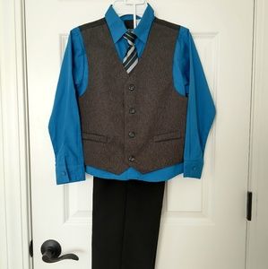 Boys suit set (size 10)